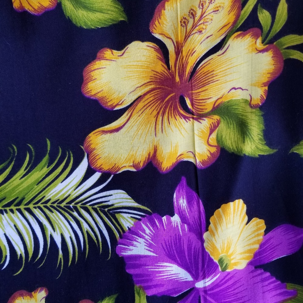 SARONGS - Picture 6 of 8